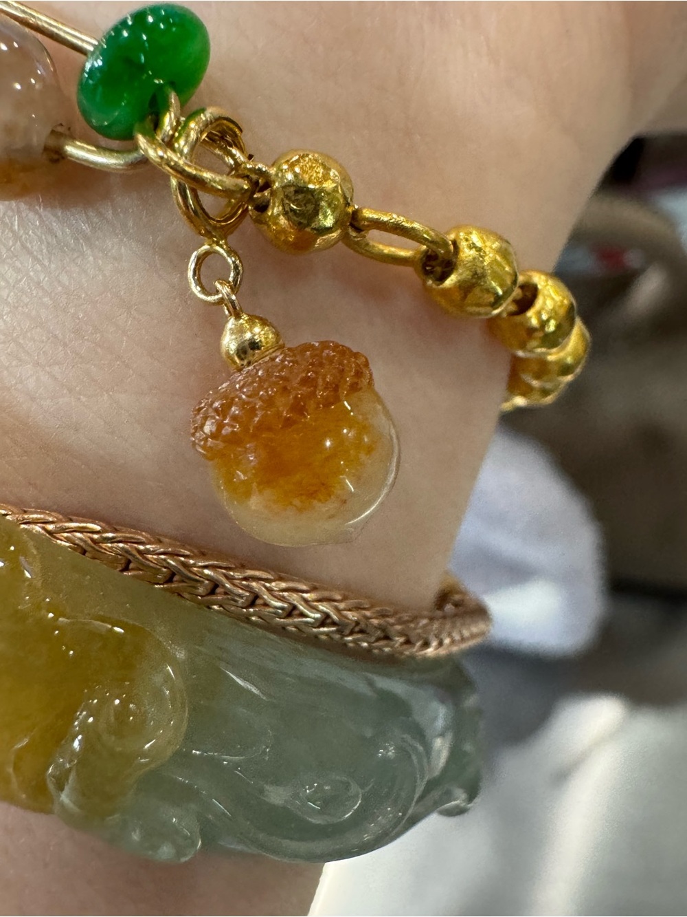 18k real Gold Bracelet necklace untreated jadeite yellow Acorn Pendant